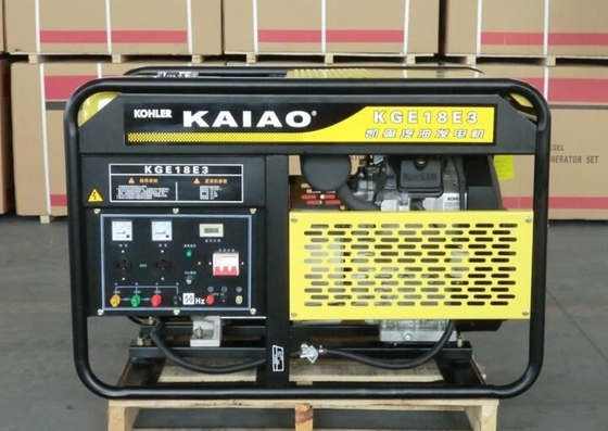 4 grupo de gerador KGE18E3 da gasolina da fase triplicar-se do curso 18kva com o cilindro 2