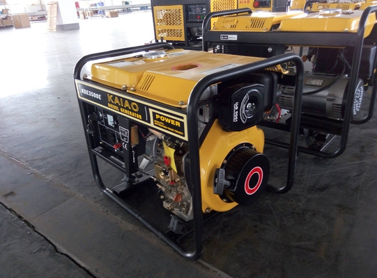 Gerador diesel do começo elétrico diminuto 3000 watts com a bateria quatro rodas/17Ah