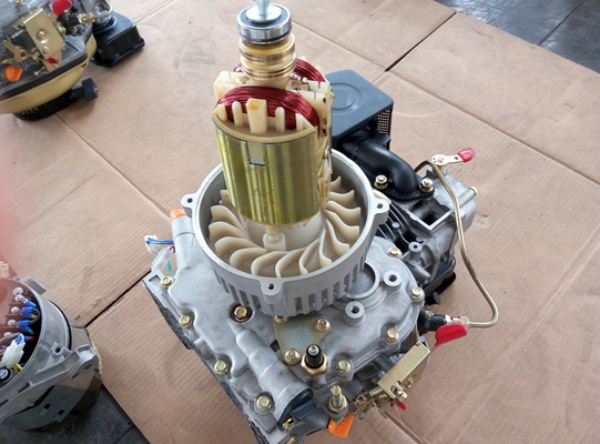 2000 eficácias do combustível portáteis pequena do gerador diesel do watt 3000 RPM 50HZ 60HZ